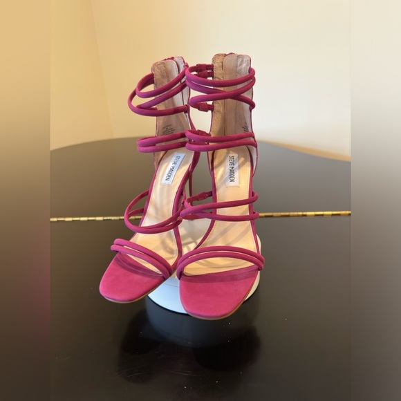 NWT Luxury Spring Summer Party Steve Madden Strappy Suede Pump/Shoes - Picture 4 of 17